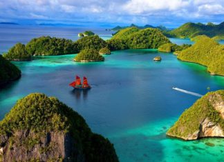 Du lịch Indonesia, say đắm trước vẻ đẹp hoang sơ của đảo Raja Ampat Du lịch Indonesia, say đắm trước vẻ đẹp hoang sơ của đảo Raja Ampat