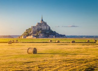 Review 7 địa điểm du lịch Pháp mùa hè ấn tượng nhất năm 2023 Review 7 địa điểm du lịch Pháp mùa hè ấn tượng nhất năm 2023