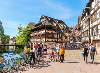 Khám phá 7 địa điểm du lịch Châu Âu mùa hè ấn tượng không thể bỏ lỡ Khám phá 7 địa điểm du lịch Châu Âu mùa hè ấn tượng không thể bỏ lỡ